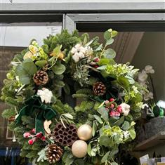 Wreath 28
