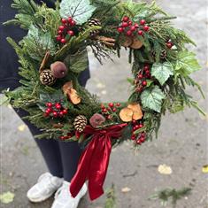 Traditional red bow artificial 