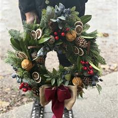 Traditional burgundy wreath 