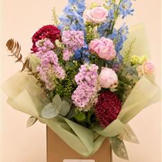 Pastel Garden handtie