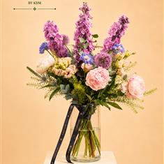 Pastel Vase Display 